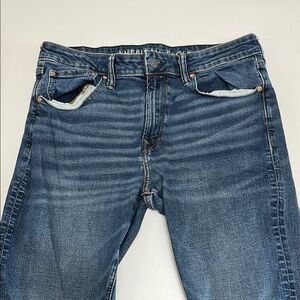 American Eagle Outfitters Blue Relaxed Jeans with Vintage Wash